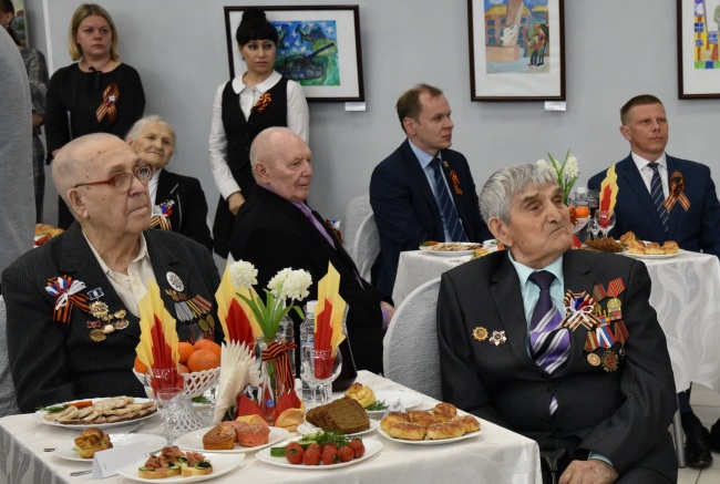 Ветеранов города Белово поздравили